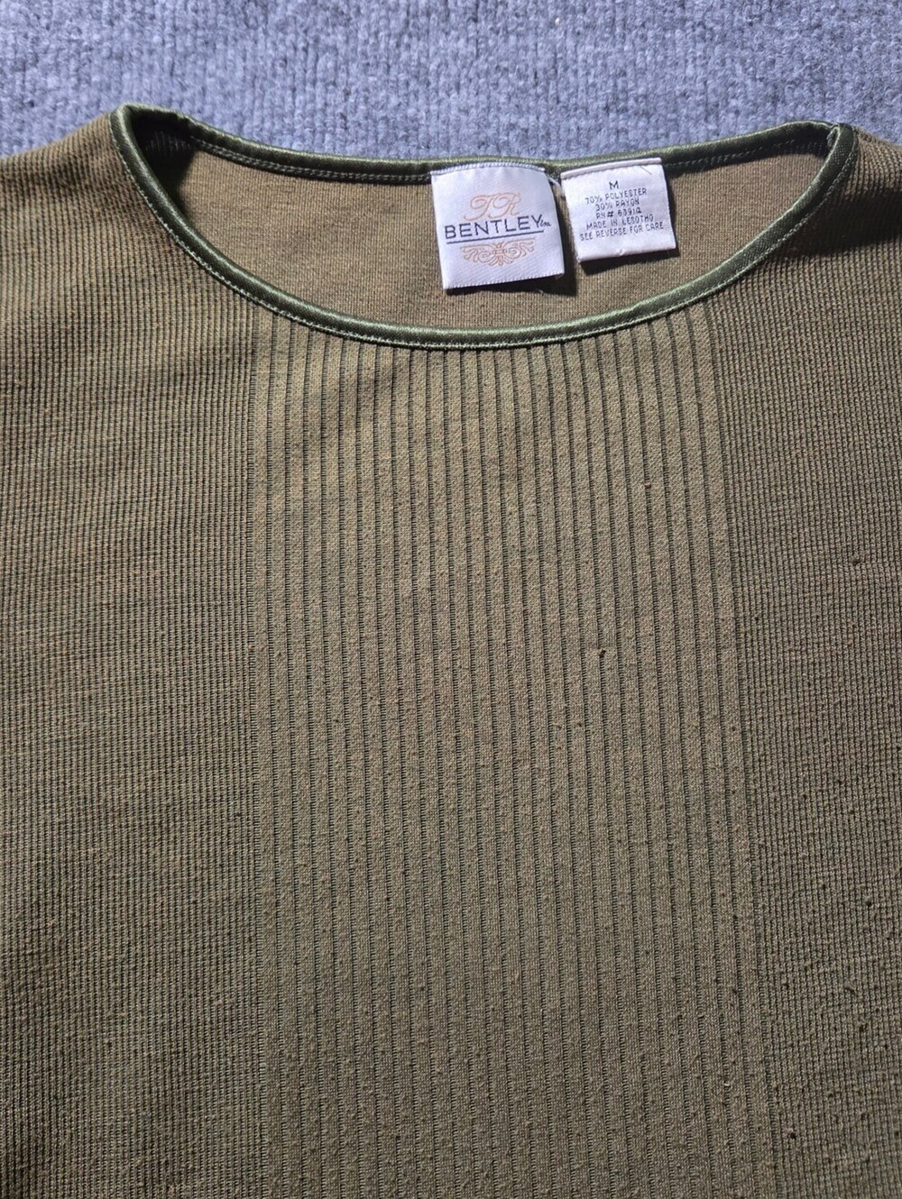 TR Bentley Olive Green Long Sleeve Knit Sweater Medium - Picture 7 of 8